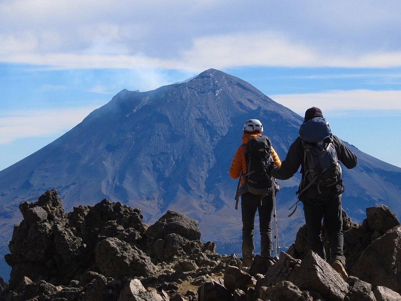 Volcanoes, Nightlife & Unexpected Mexico City